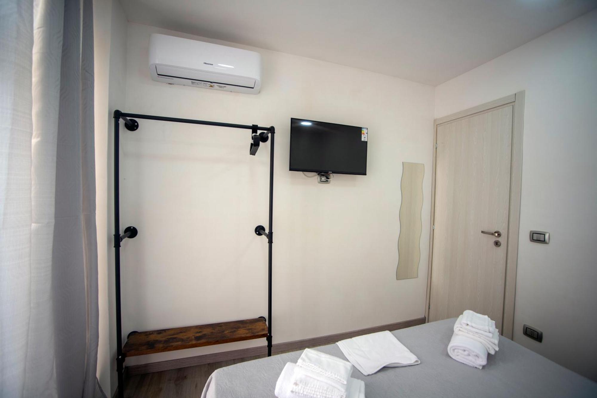 Na City Rooms Neapol Zewnętrze zdjęcie