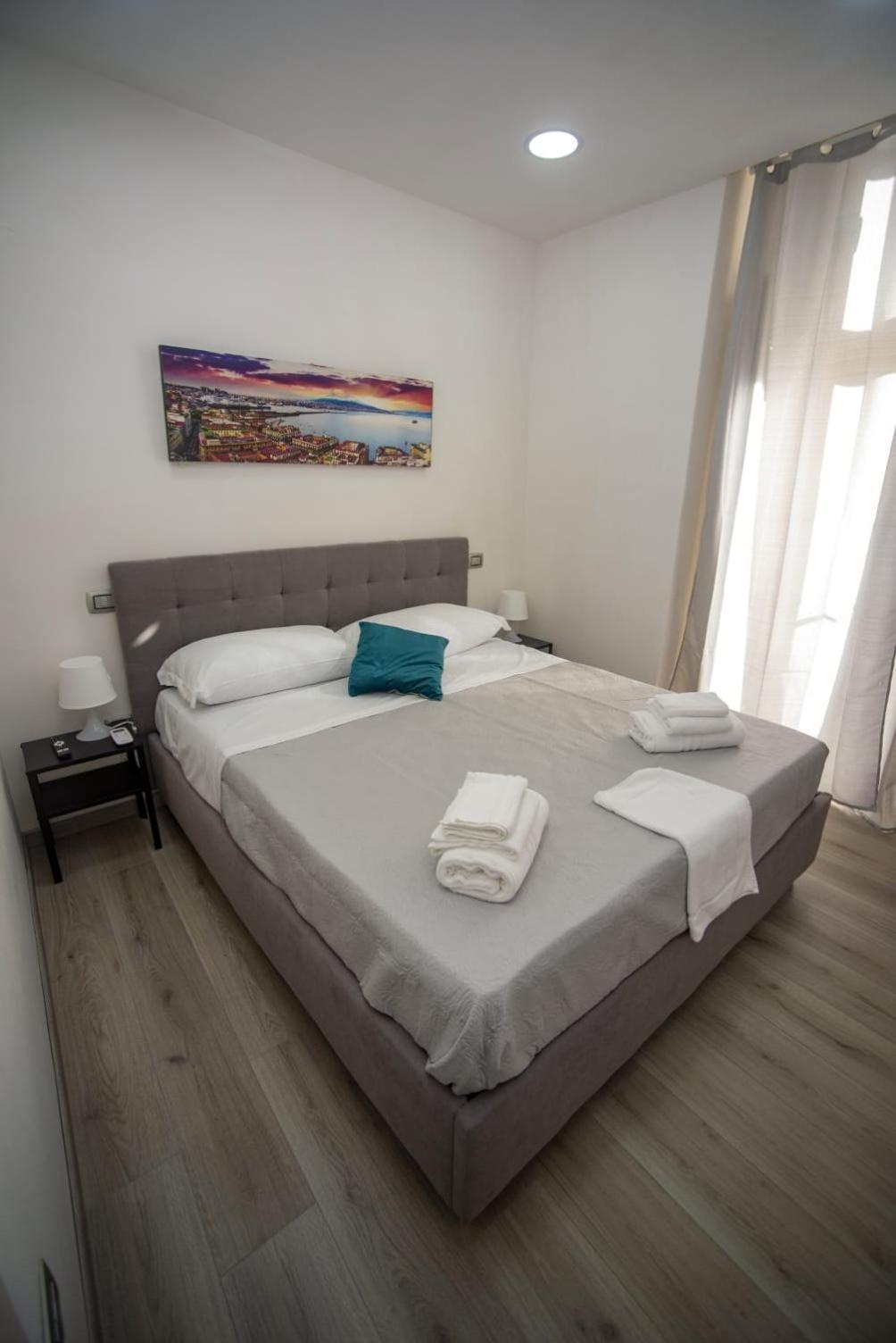 Na City Rooms Neapol Zewnętrze zdjęcie